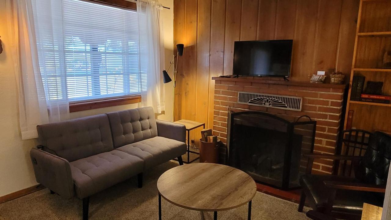 Moonlight Resort Suites & Sleeps Hoodsport Bagian luar foto